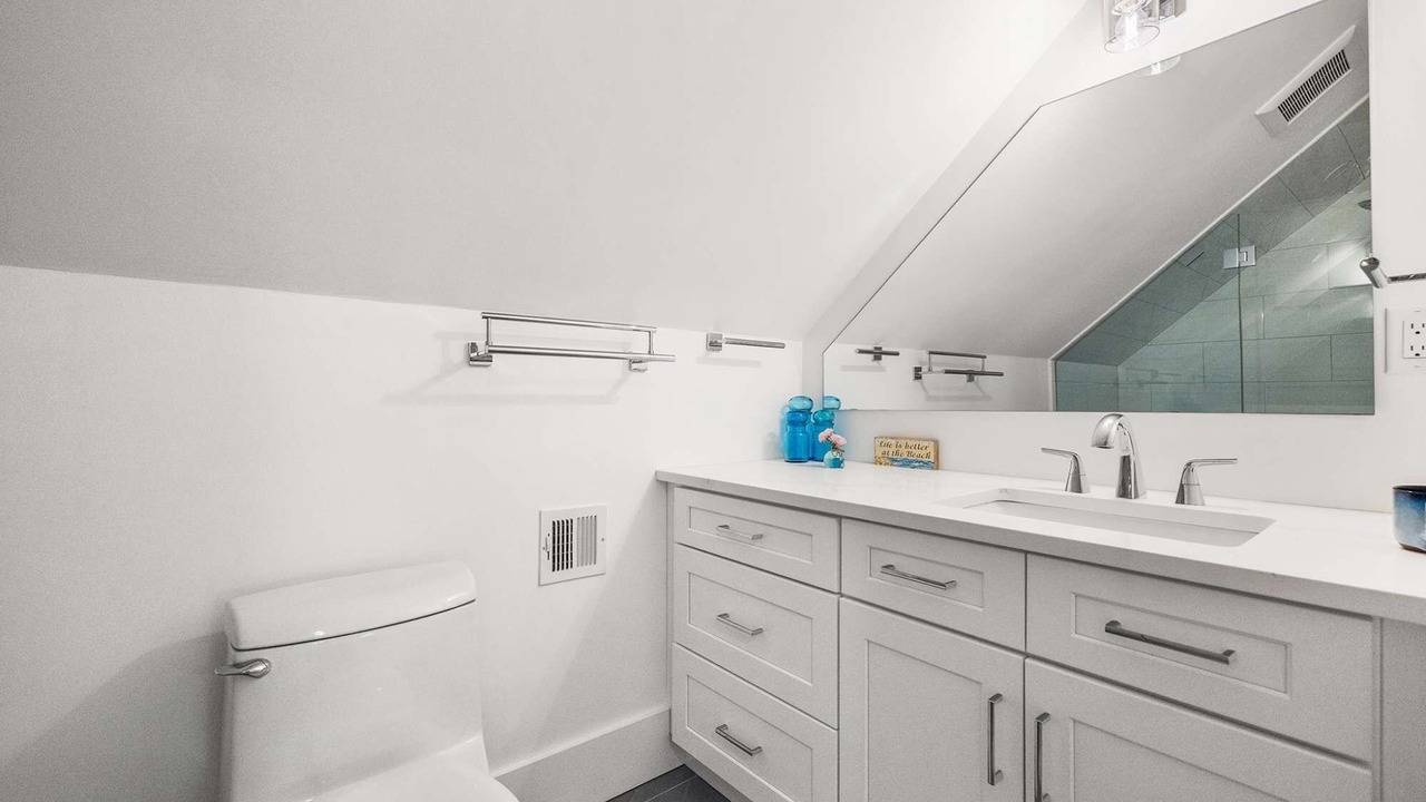 Photo of Bathroom in Chiltonville