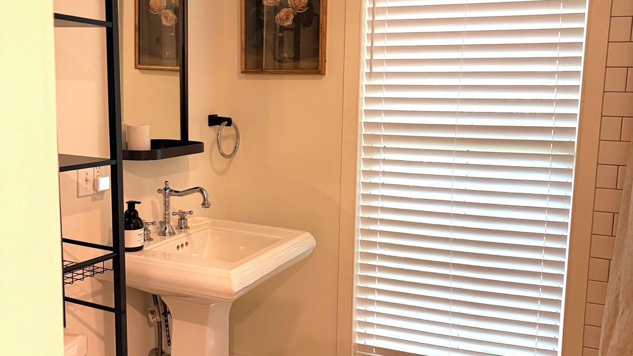 Photo of Bathroom in Observatory Hill