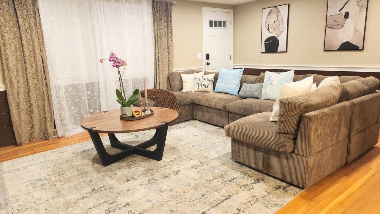 Photo of Livingroom in South Dennis