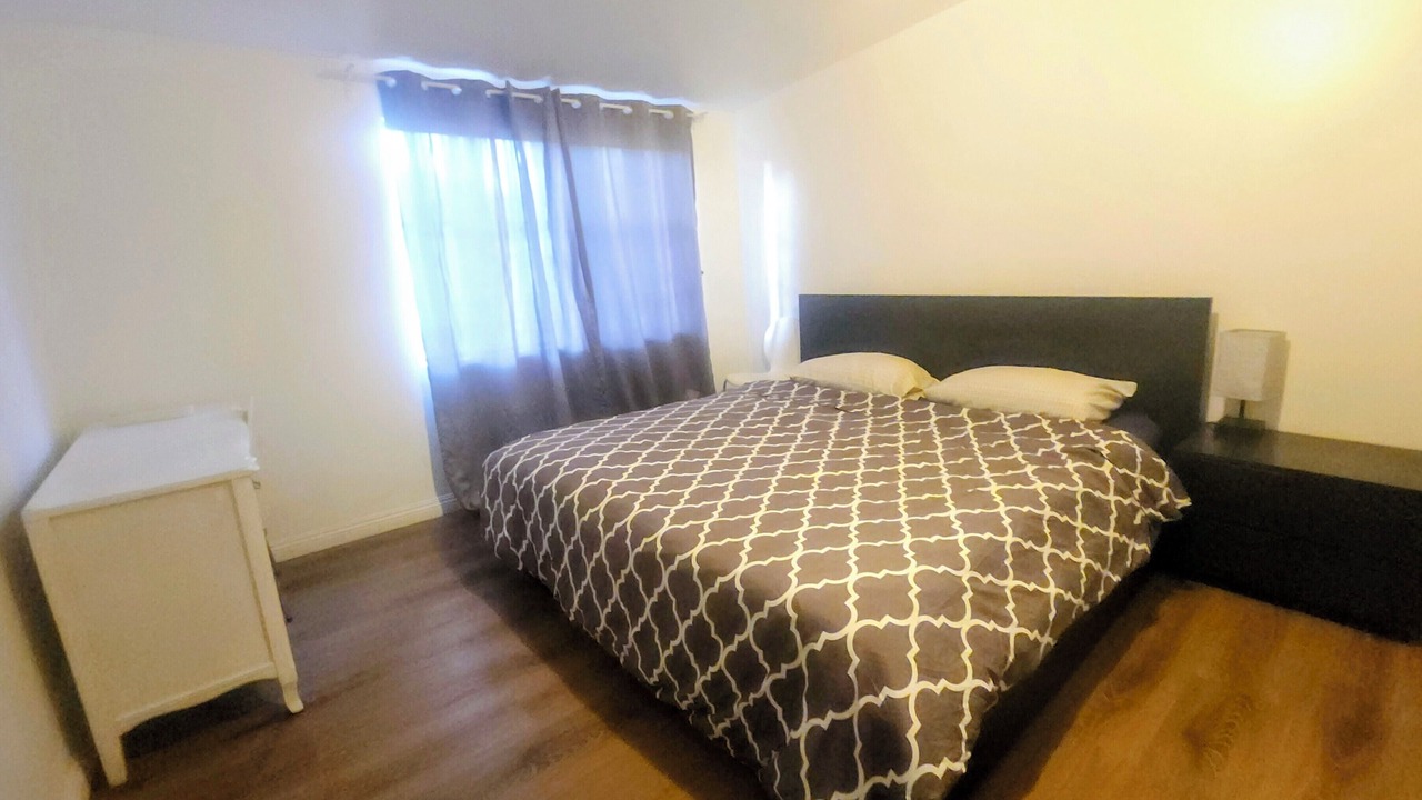 Photo of Bedroom in Inglewood