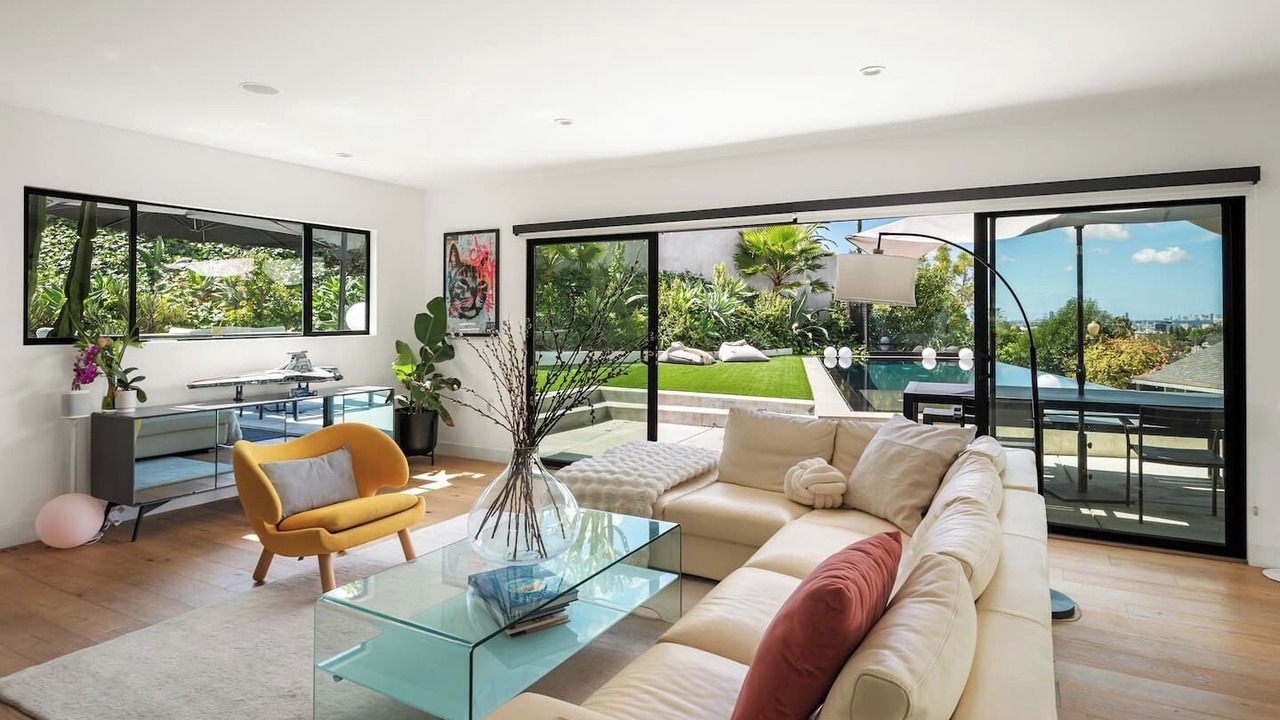 Photo of Outdoor in Hollywood Hills