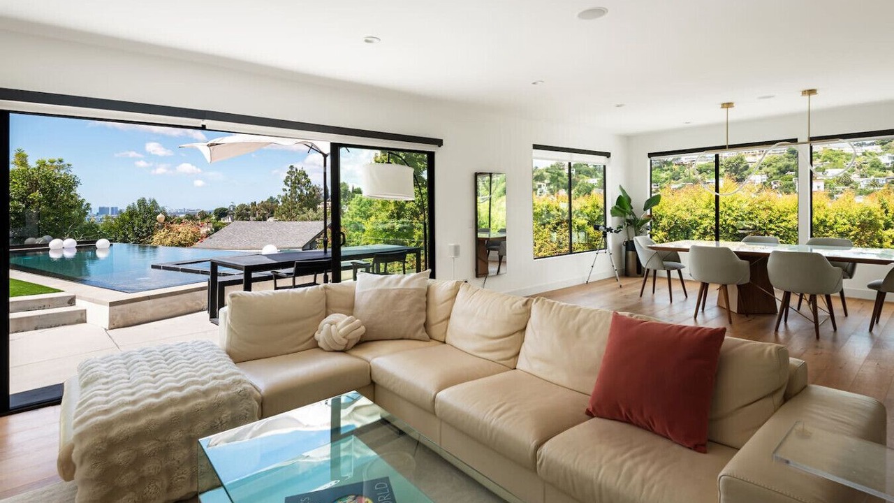 Photo of Outdoor in Hollywood Hills