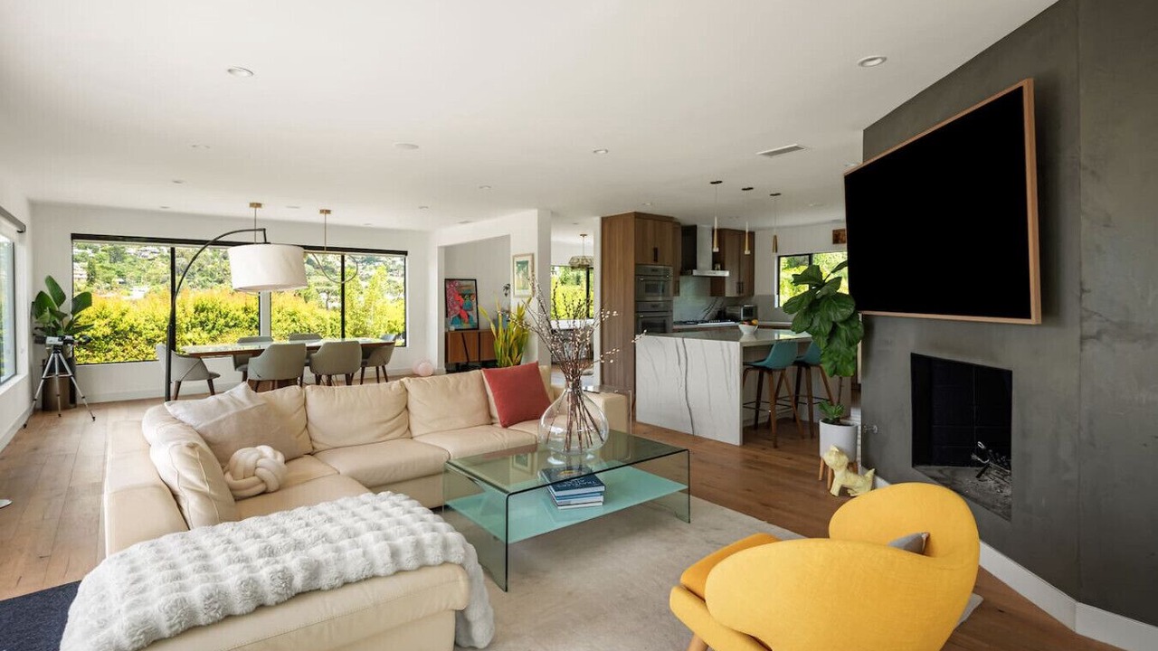 Photo of Outdoor in Hollywood Hills
