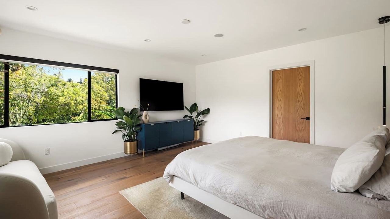 Photo of Outdoor in Hollywood Hills