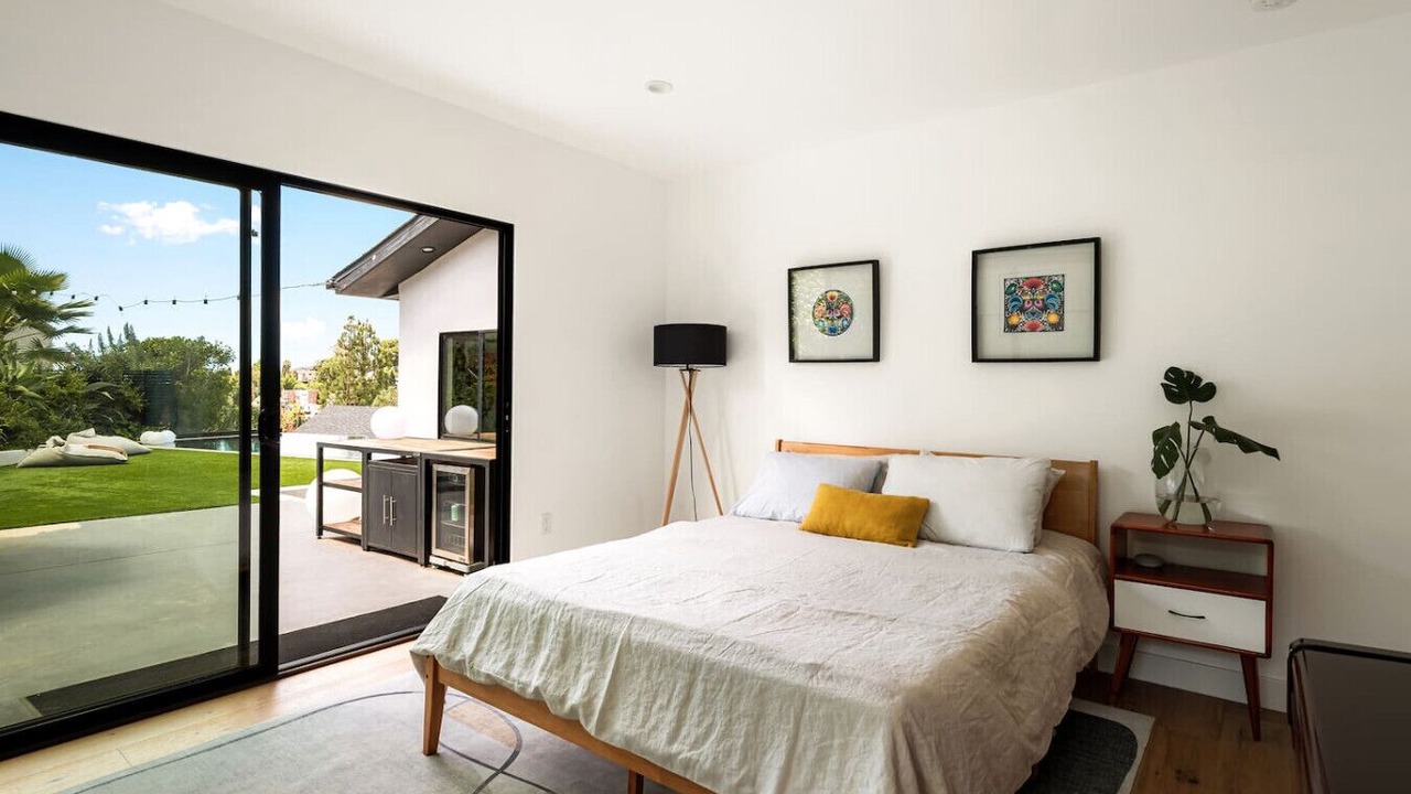 Photo of Outdoor in Hollywood Hills