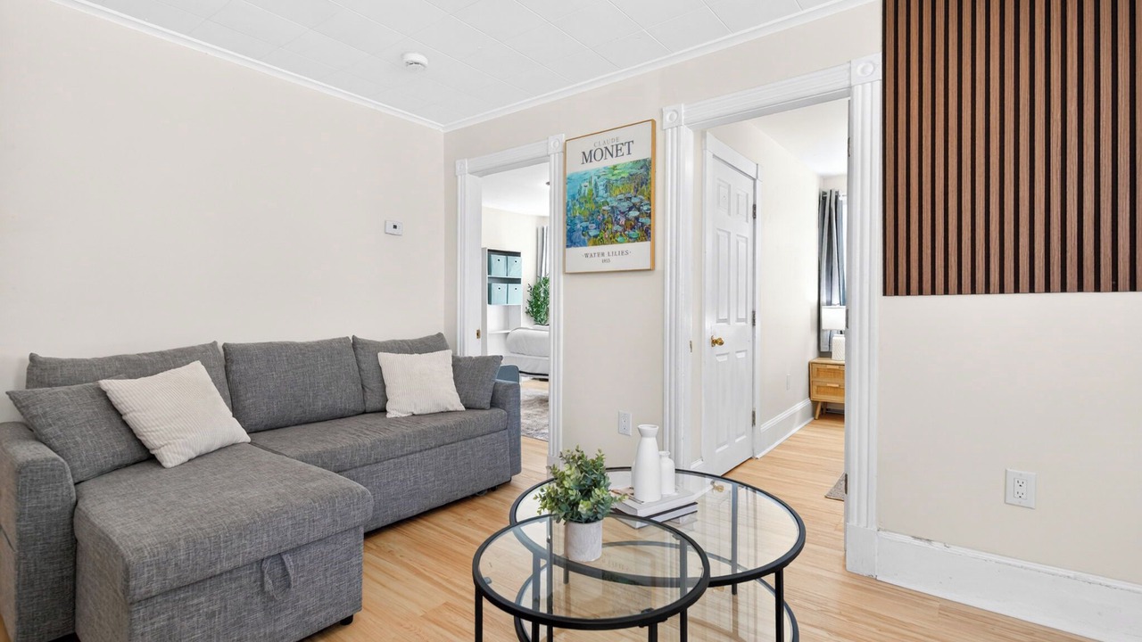 Photo of Livingroom in Ward Two