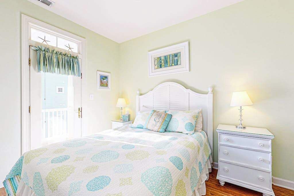 Photo of Bedroom in Sunset Island
