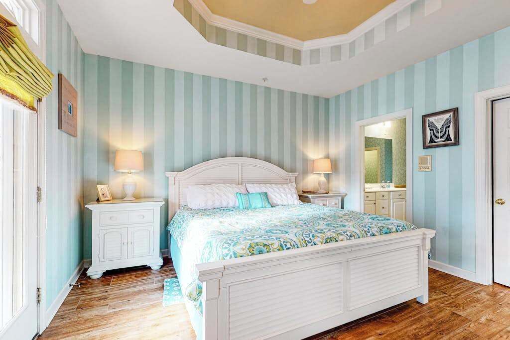 Photo of Bedroom in Sunset Island