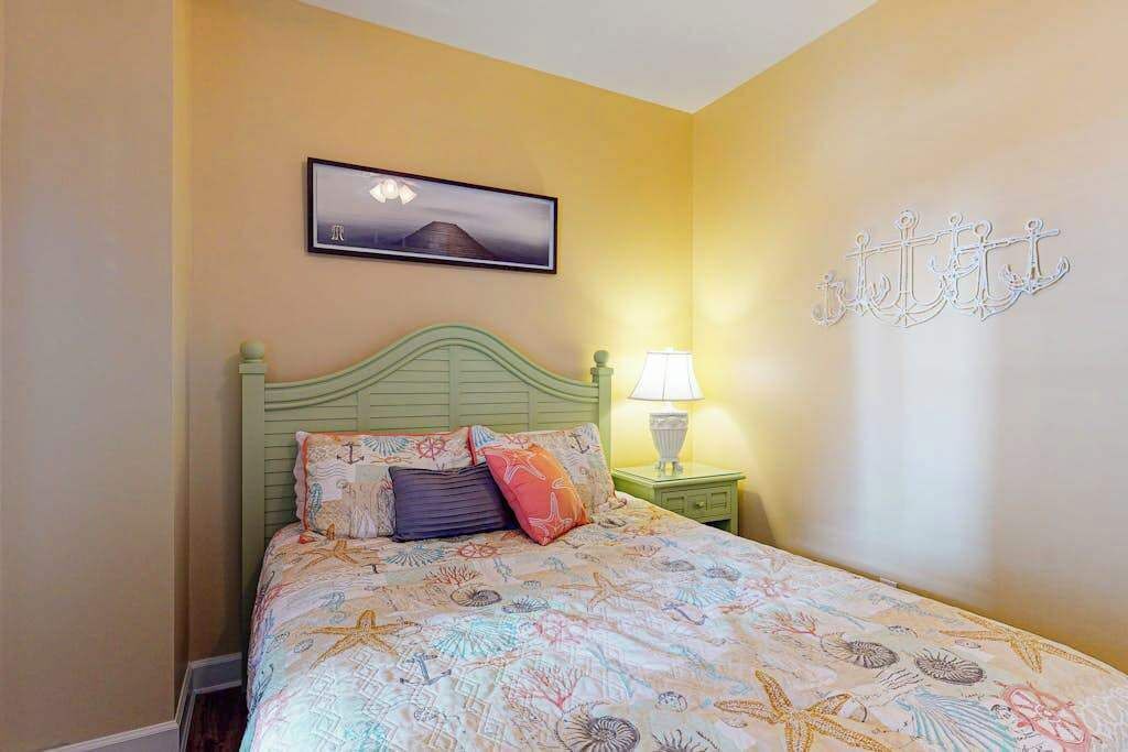 Photo of Bedroom in Sunset Island