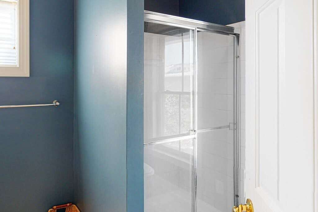 Photo of Bathroom in Sunset Island