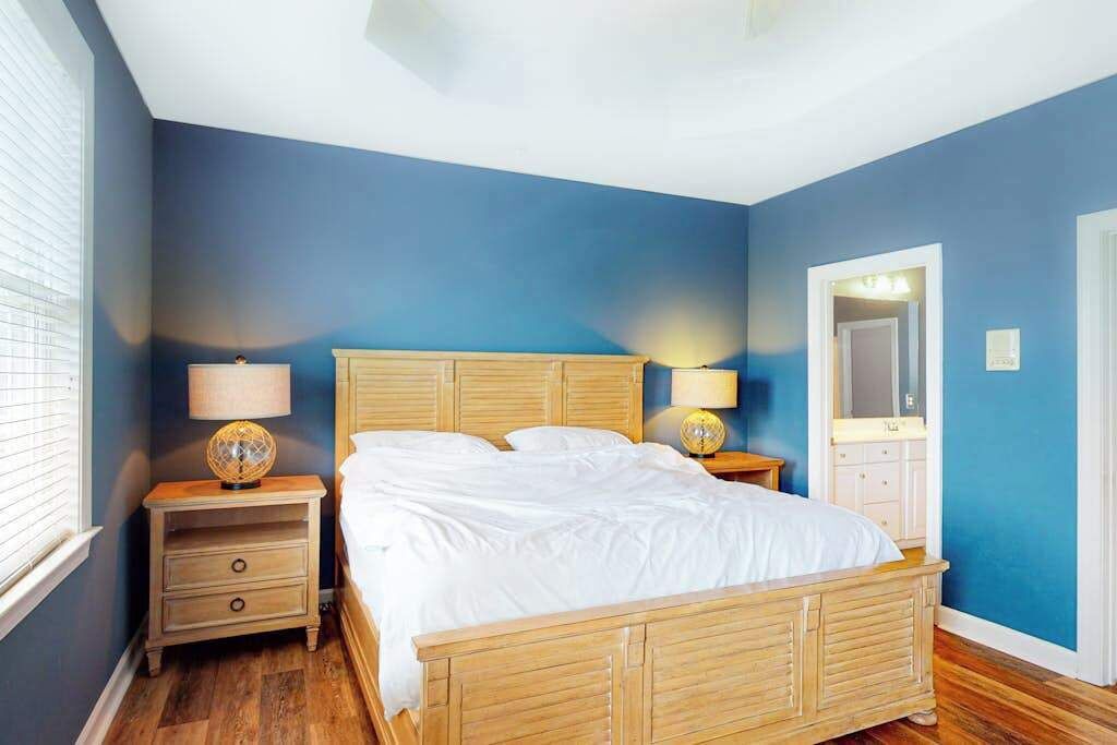 Photo of Bedroom in Sunset Island