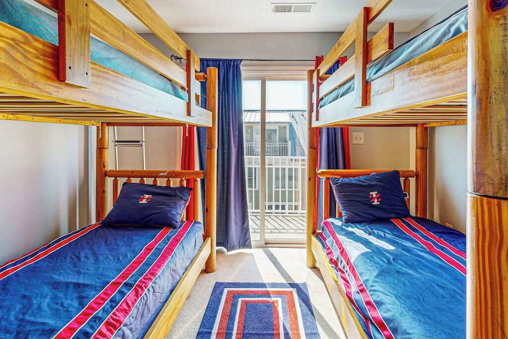 Photo of Bedroom in Sunset Island