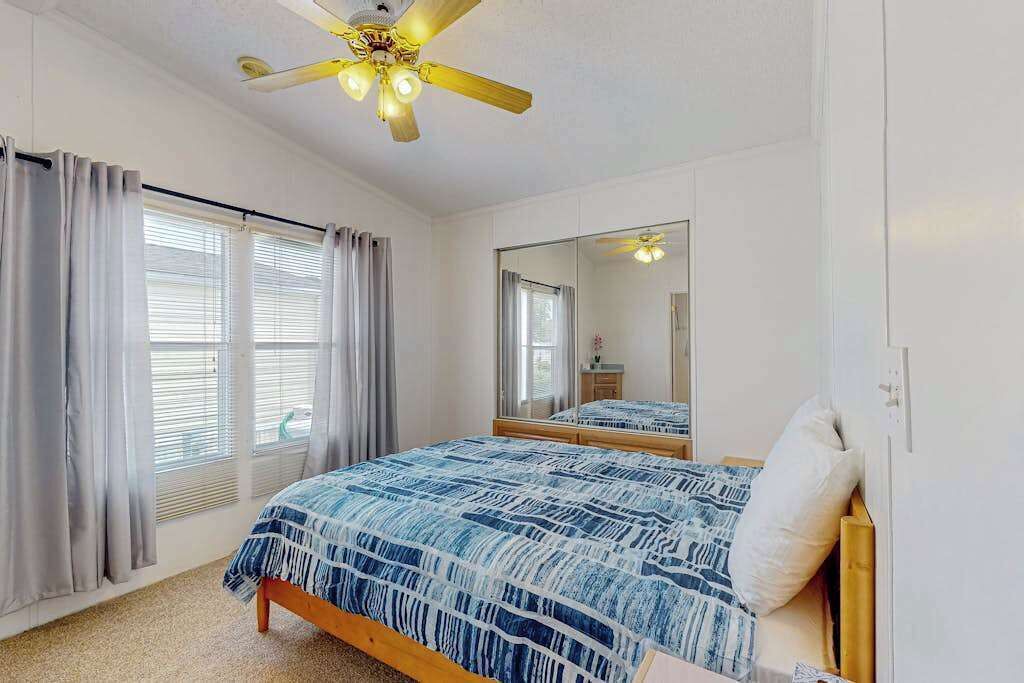 Photo of Bedroom in Assateague Pointe