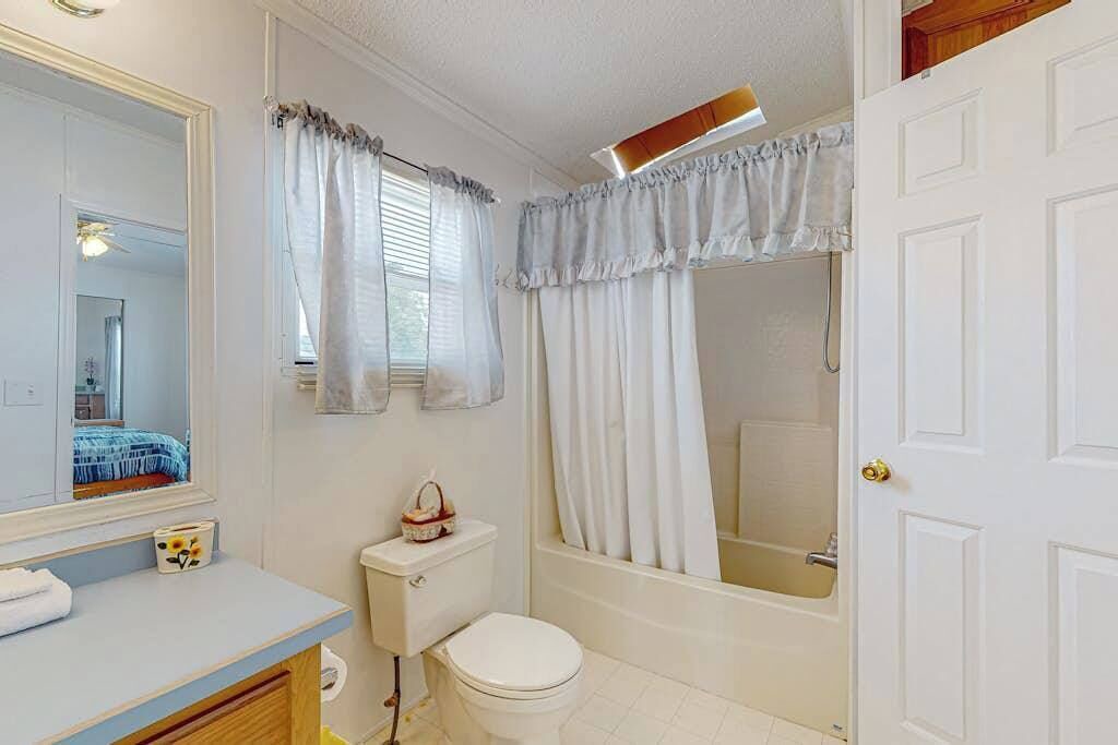 Photo of Bathroom in Assateague Pointe