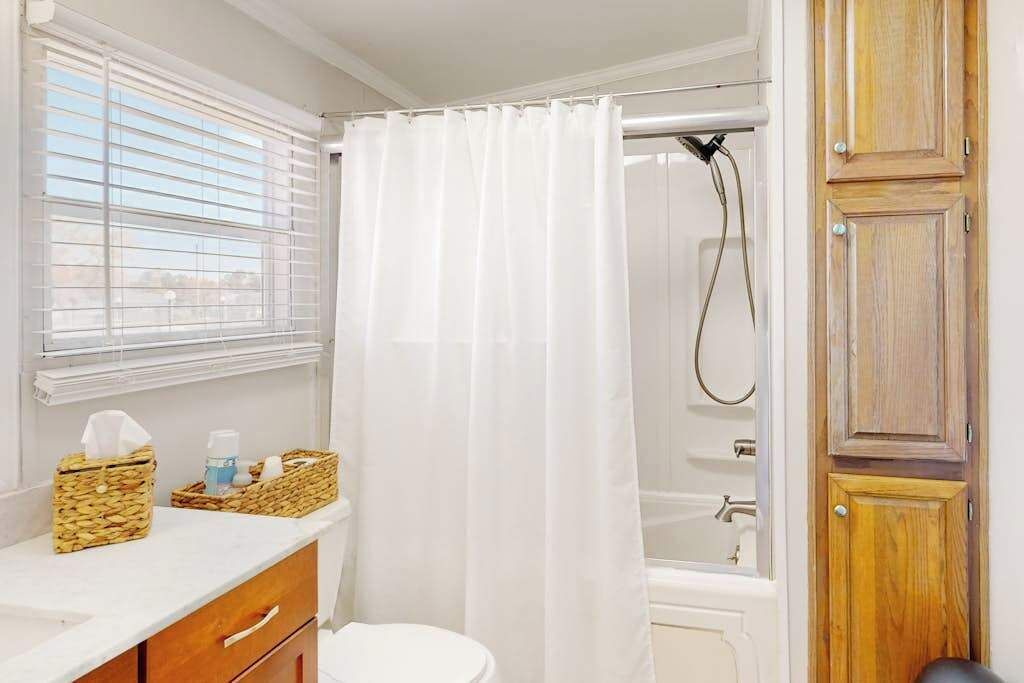Photo of Bathroom in Assateague Pointe