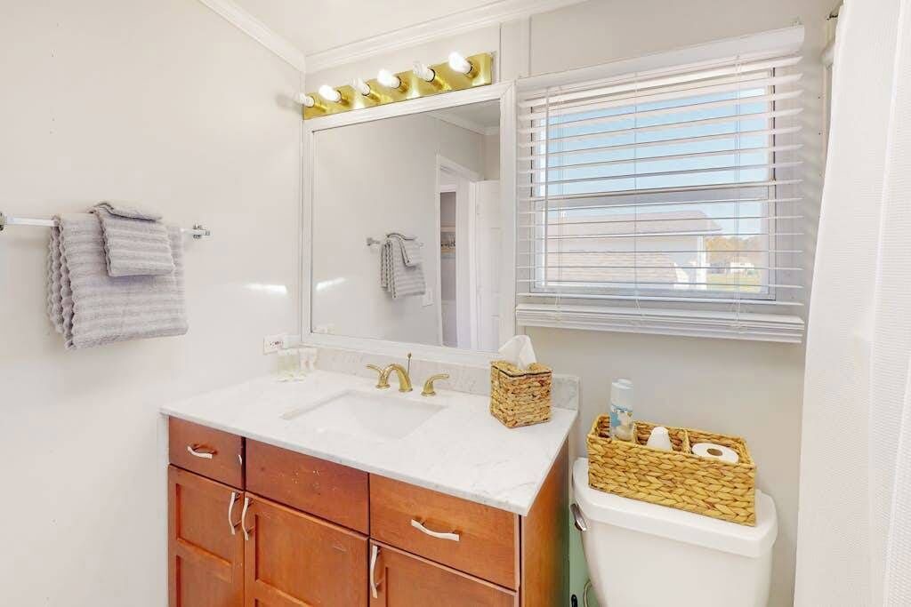 Photo of Bathroom in Assateague Pointe