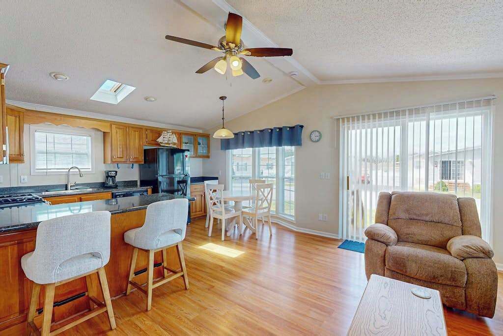 Photo of Others in Assateague Pointe