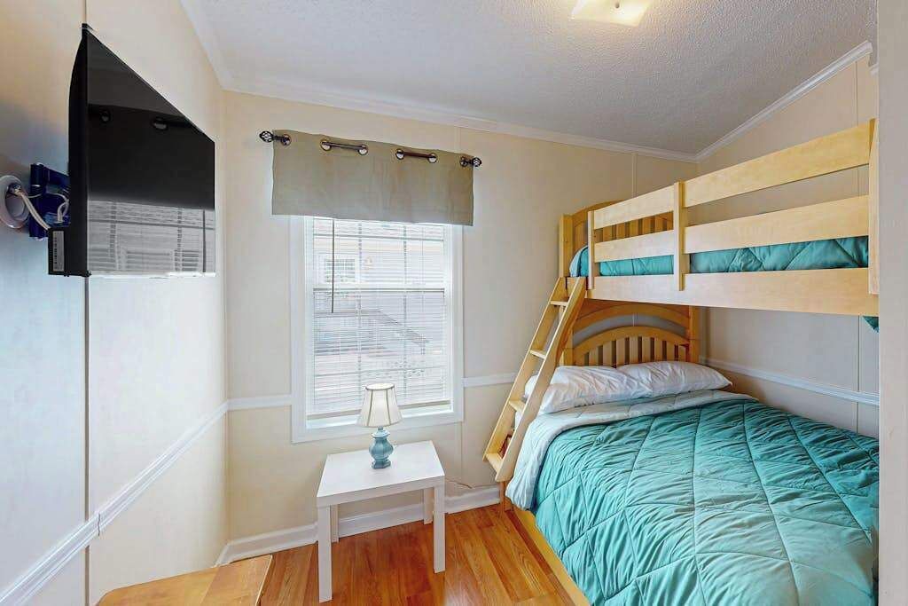 Photo of Bedroom in Assateague Pointe