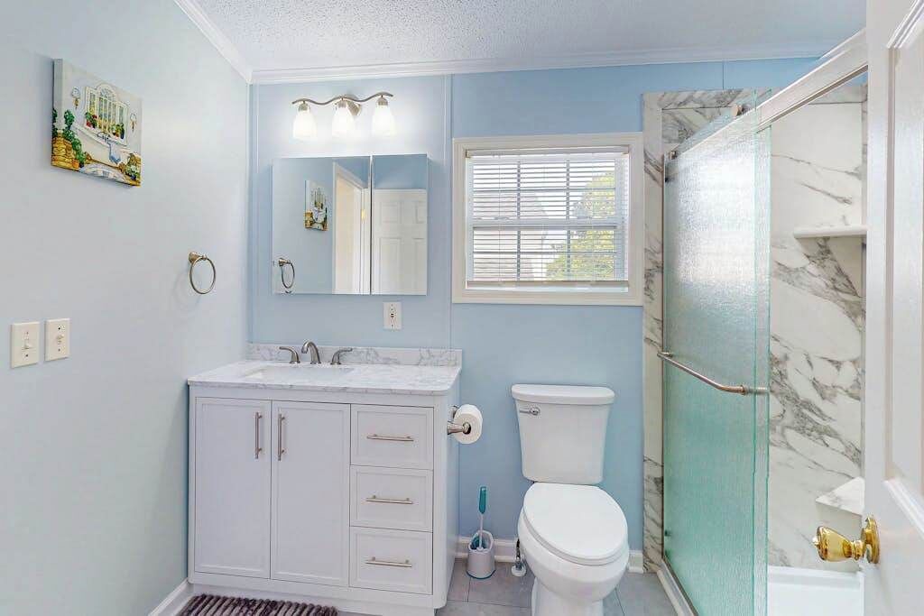 Photo of Bathroom in Assateague Pointe