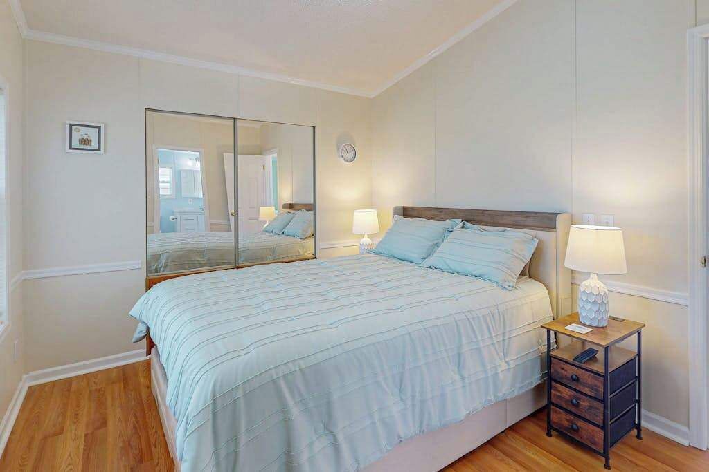 Photo of Bedroom in Assateague Pointe