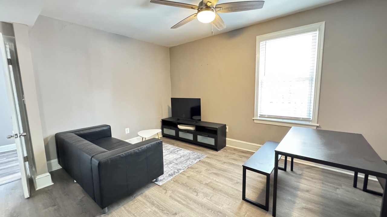 Photo of Livingroom in Anacostia