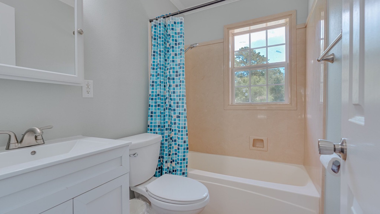 Photo of Bathroom in Mobile