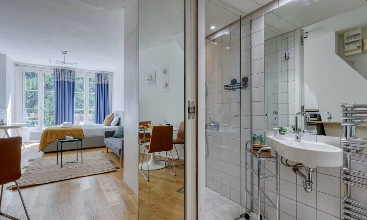Photo of Bathroom in 3rd Arrondissement