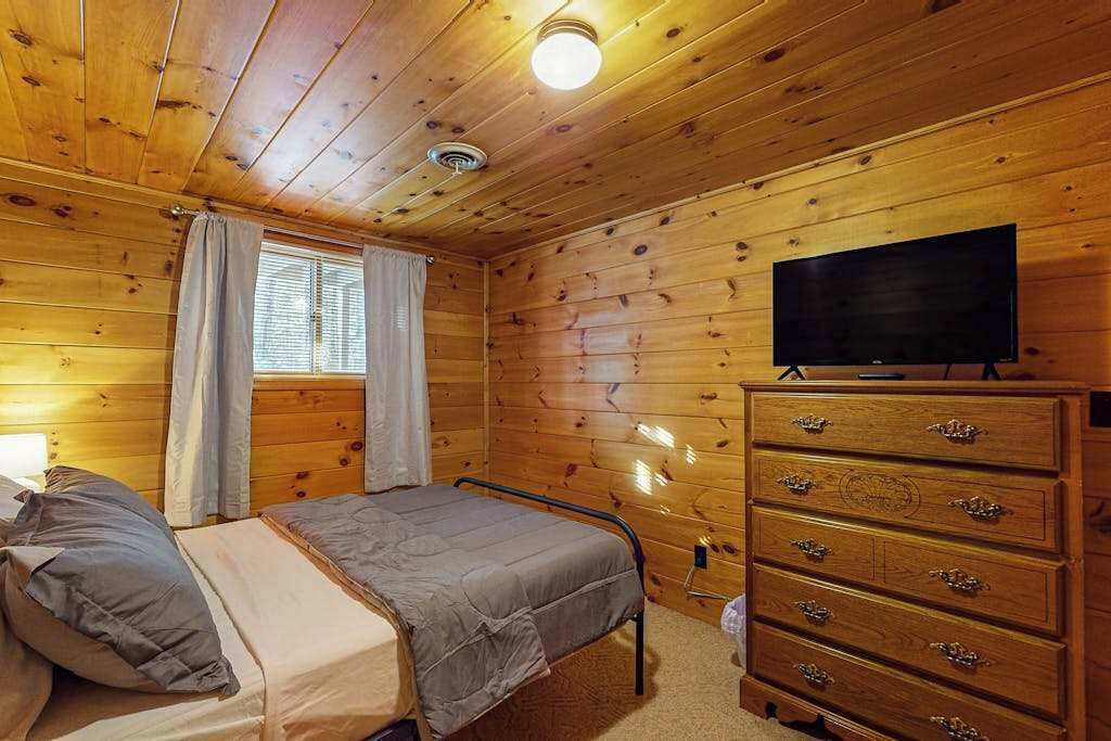 Photo of Bedroom in Manitowish Waters