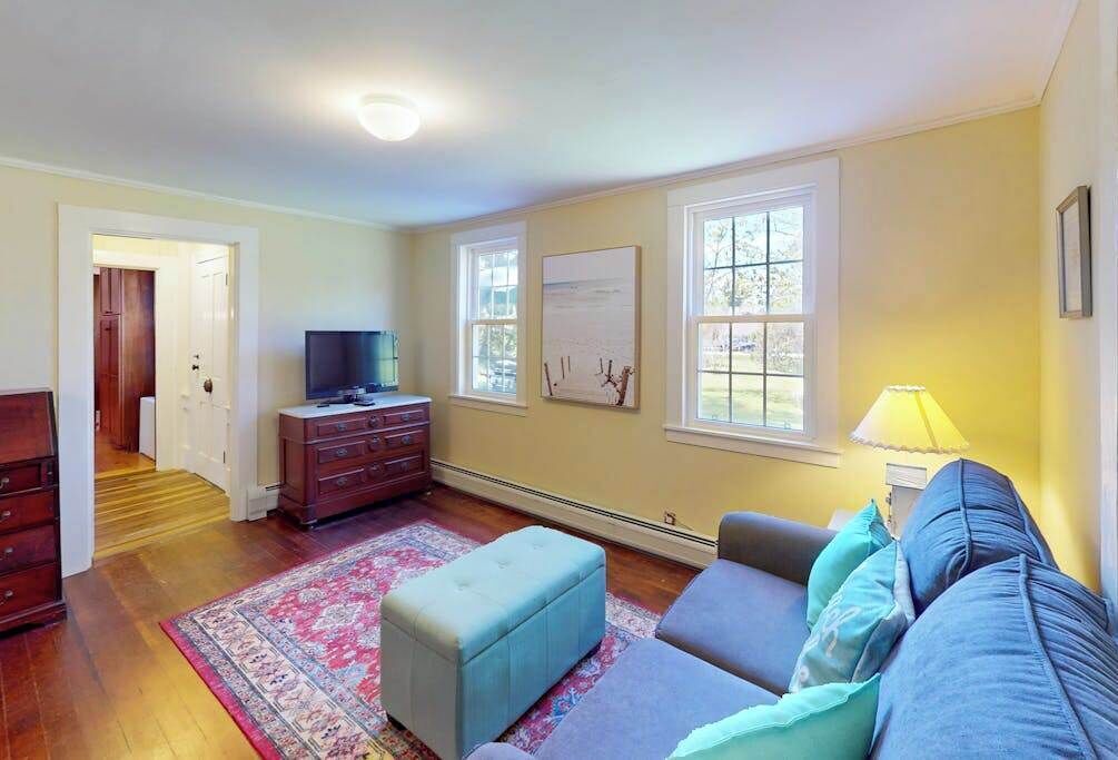 Photo of Livingroom in East Orleans