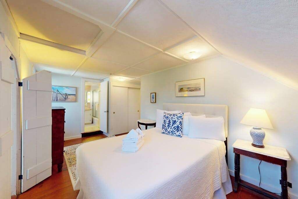 Photo of Bedroom in East Orleans