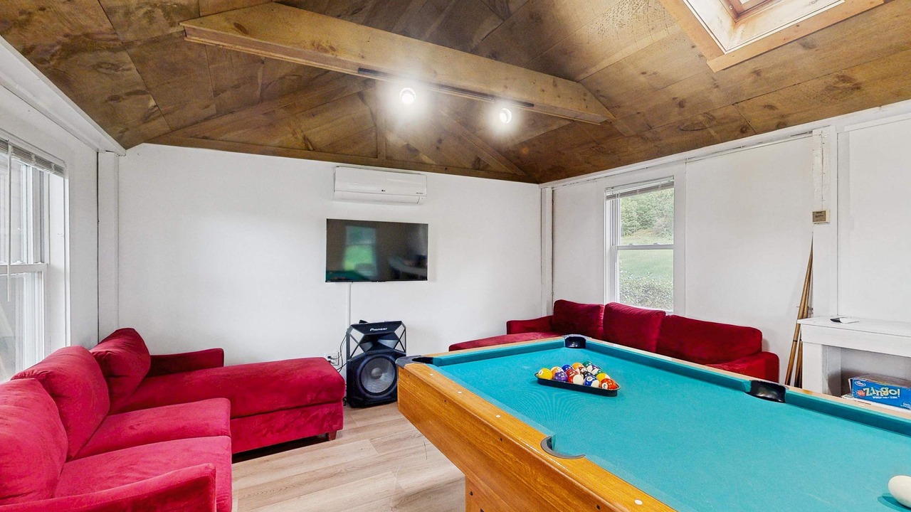 Photo of Bedroom in Sandwich