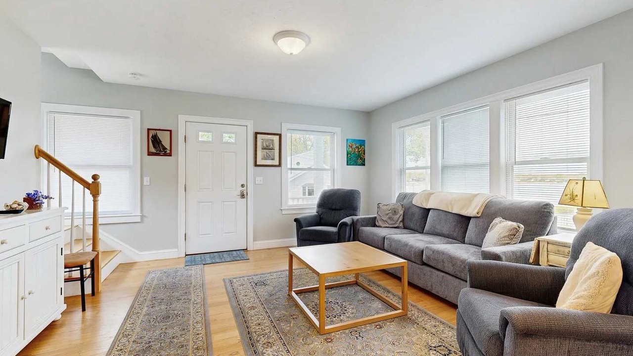Photo of Livingroom in Teaticket