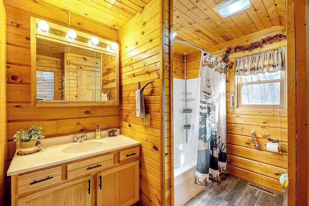 Photo of Bathroom in Friendship