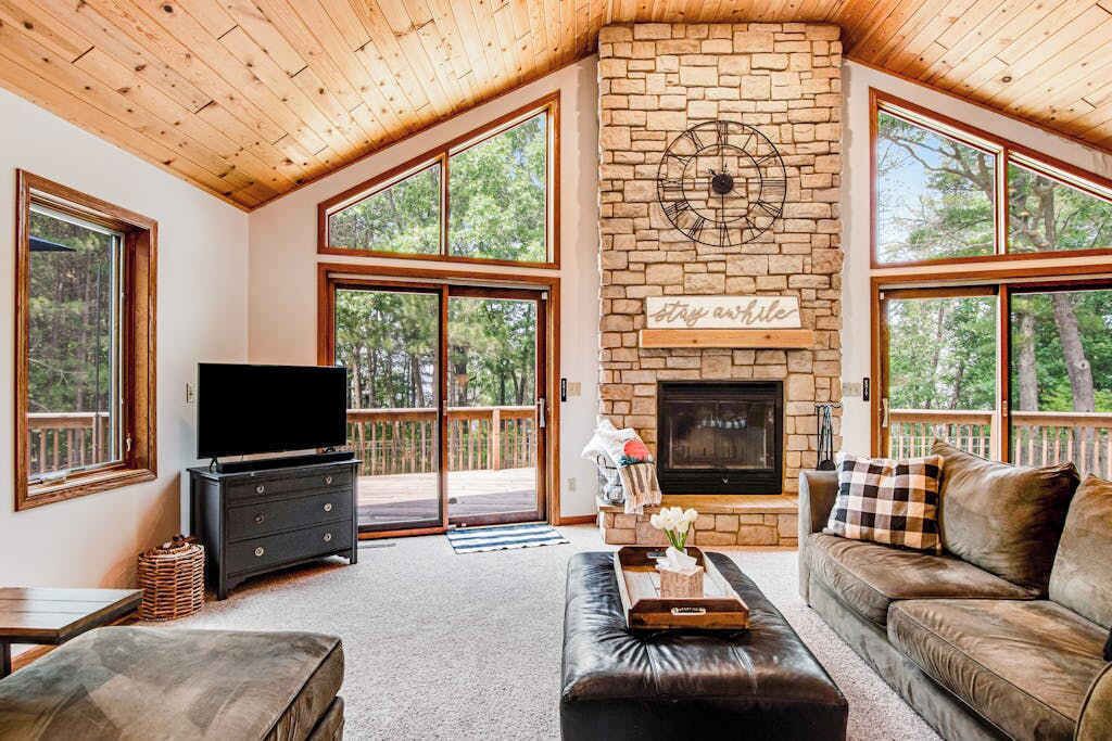 Photo of Livingroom in Nekoosa