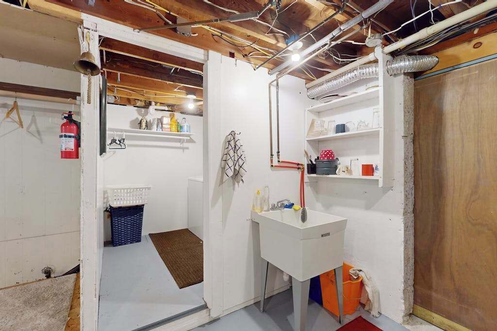Photo of Bathroom in East Orleans