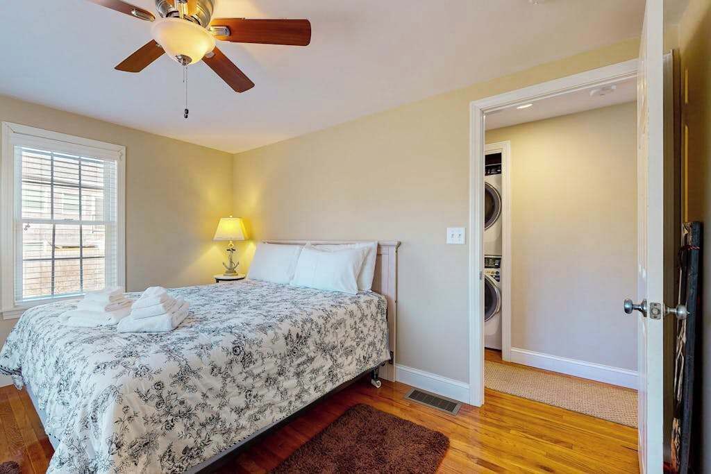 Photo of Bedroom in South Chatham