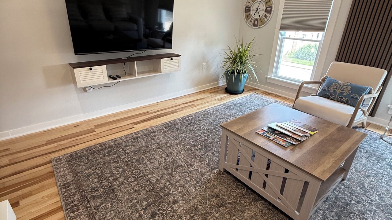 Photo of Livingroom in Sauk City