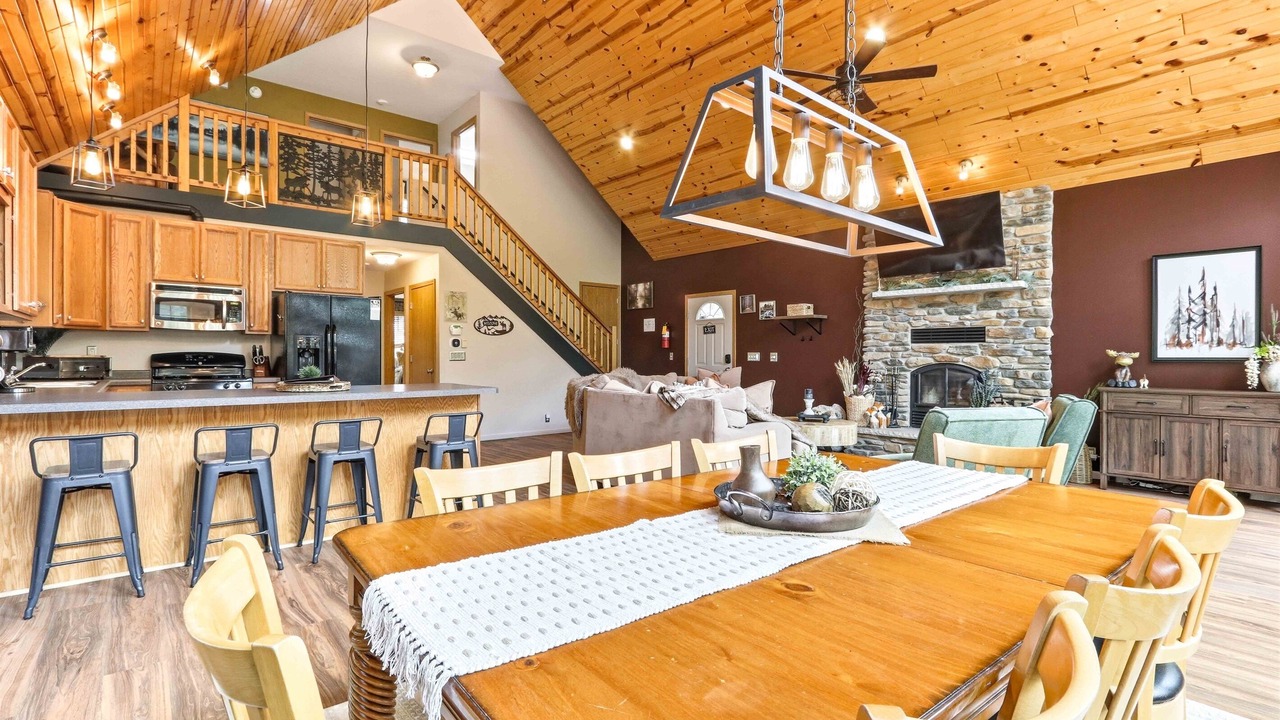 Photo of Livingroom in Nekoosa