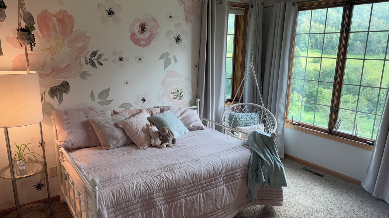 Photo of Bedroom in West Salem