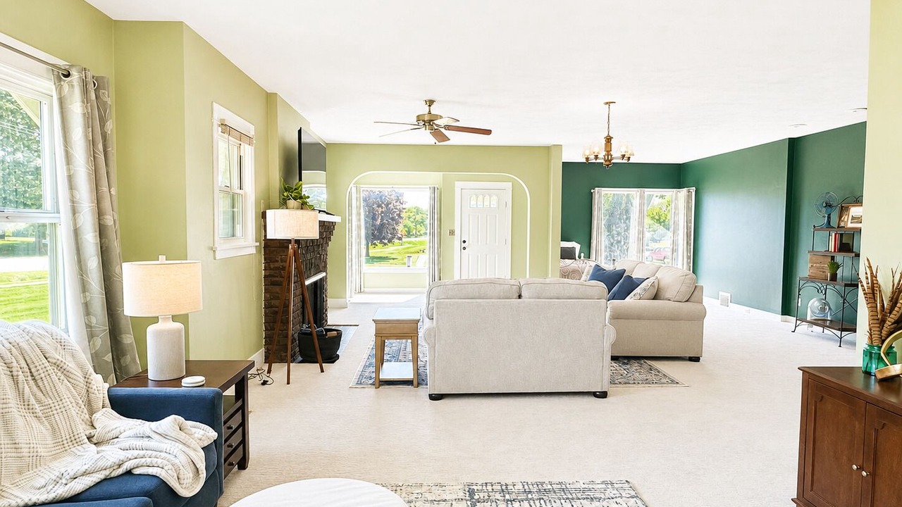 Photo of Livingroom in Alpha