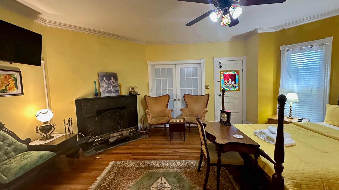 Photo of Bedroom in Gaithersburg