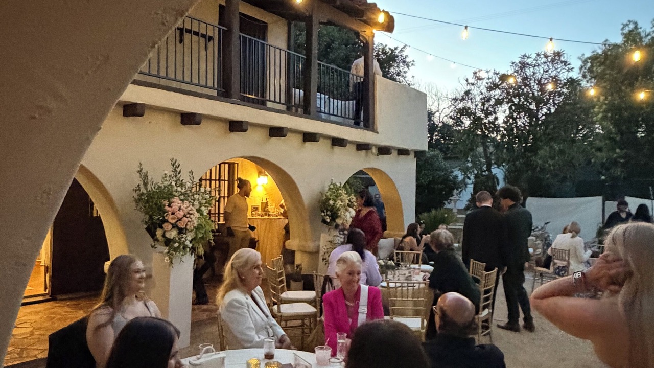 Photo of Outdoor in Toluca Lake