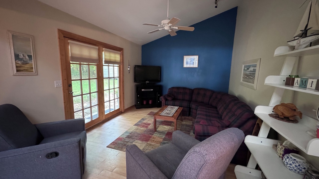 Photo of Livingroom in Clitherall