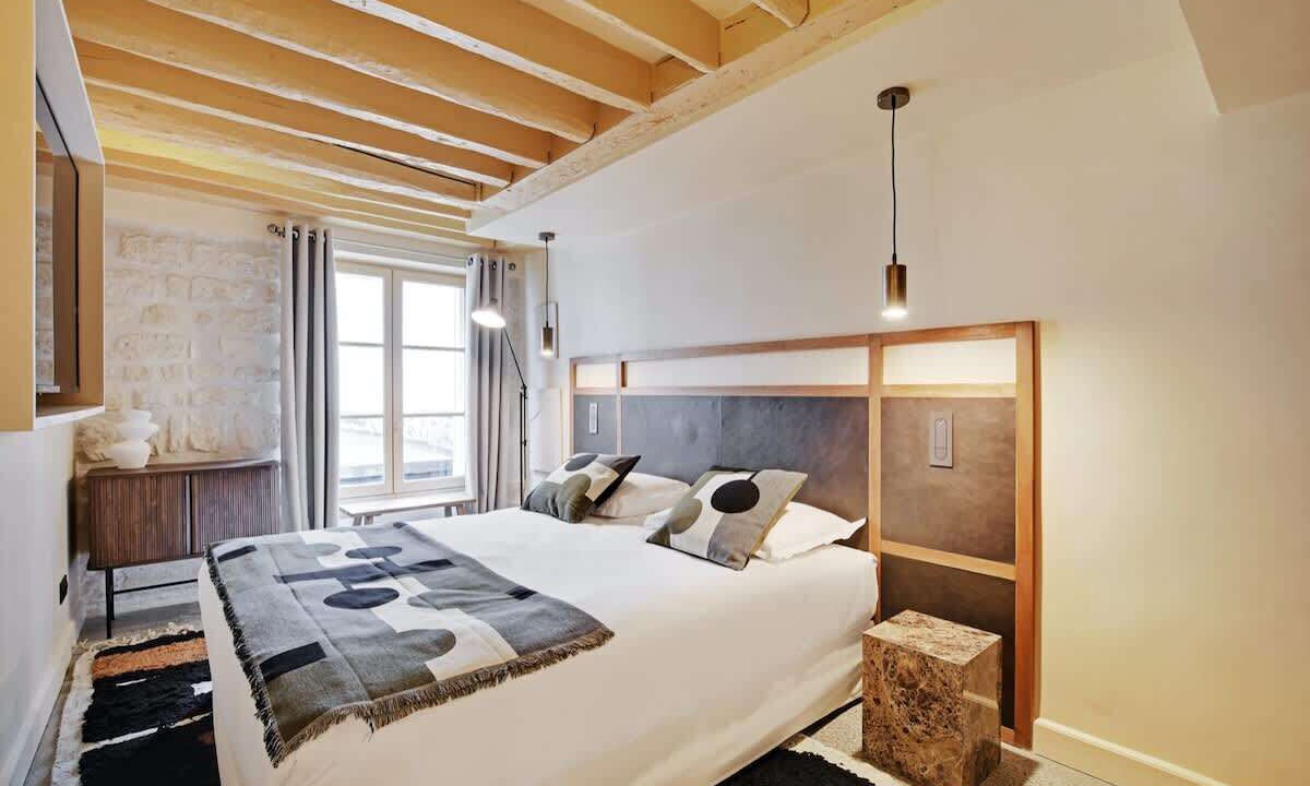 Photo of Bedroom in Notre-Dame-des-Champs