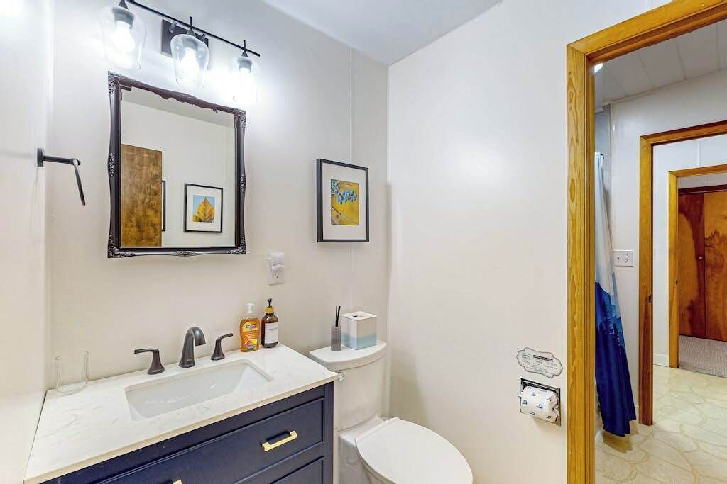 Photo of Bathroom in Crellin
