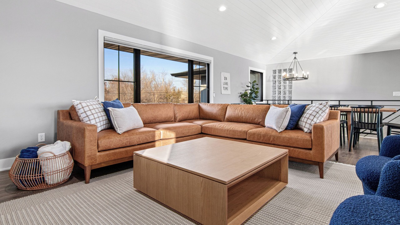 Photo of Livingroom in Shoreview
