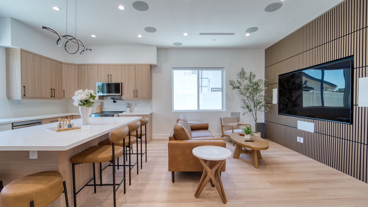 Photo of Livingroom in Northridge