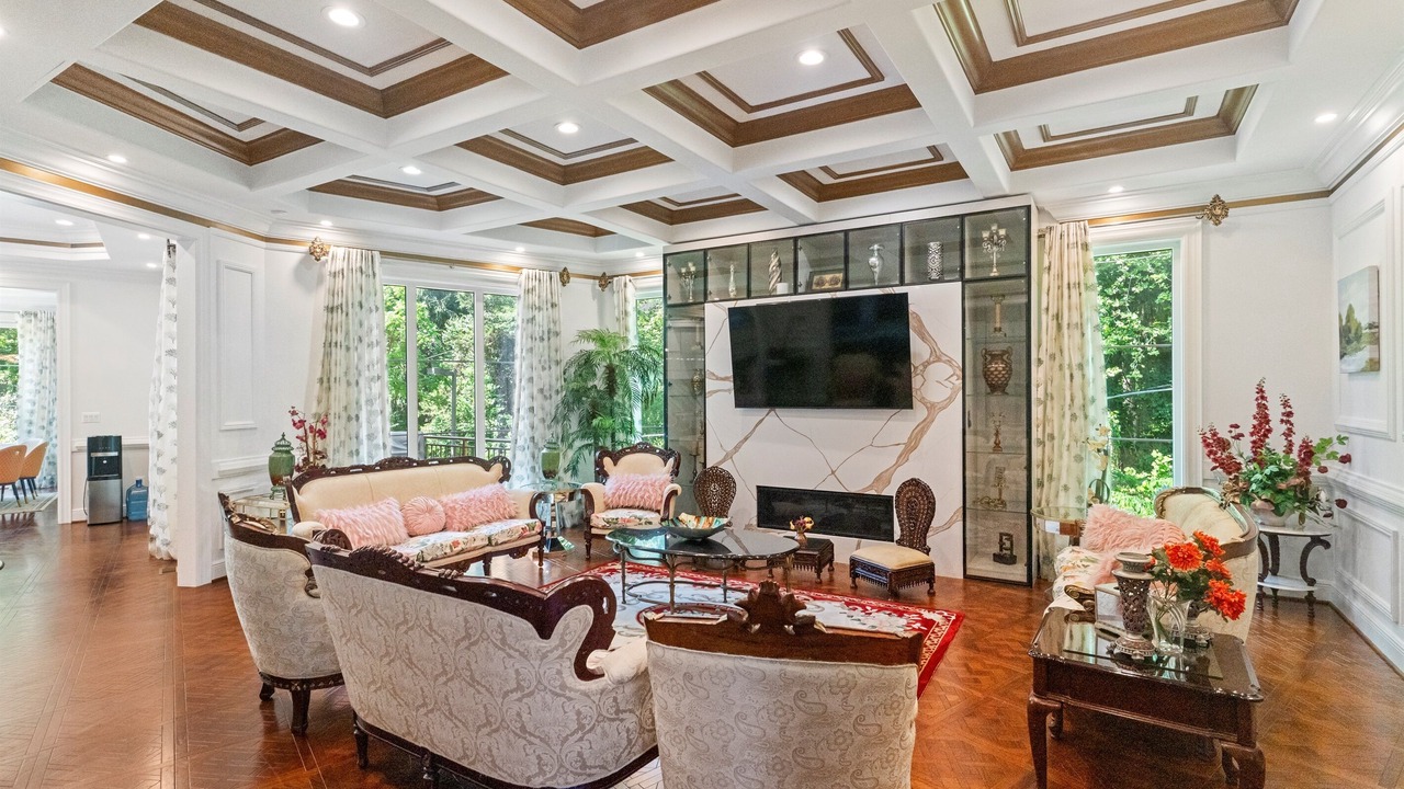 Photo of Livingroom in McLean