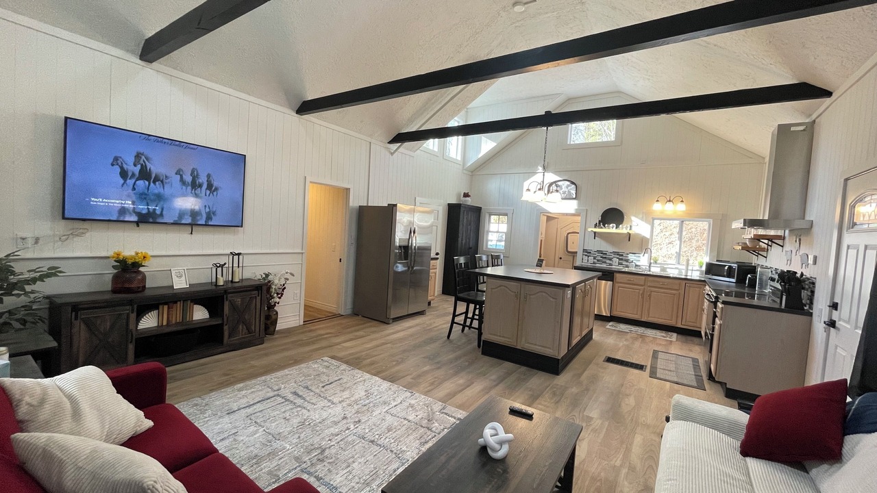 Photo of Livingroom in Guilford