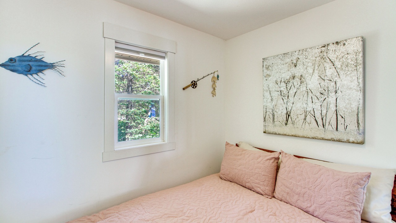 Photo of Bedroom in Ossipee